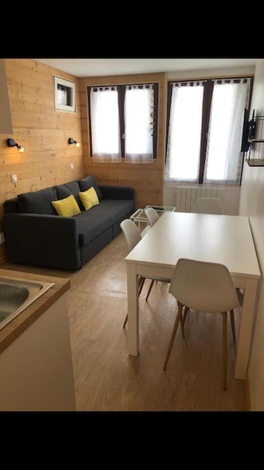 Cosy Val Louron Au Pied Des Pistes Appartement